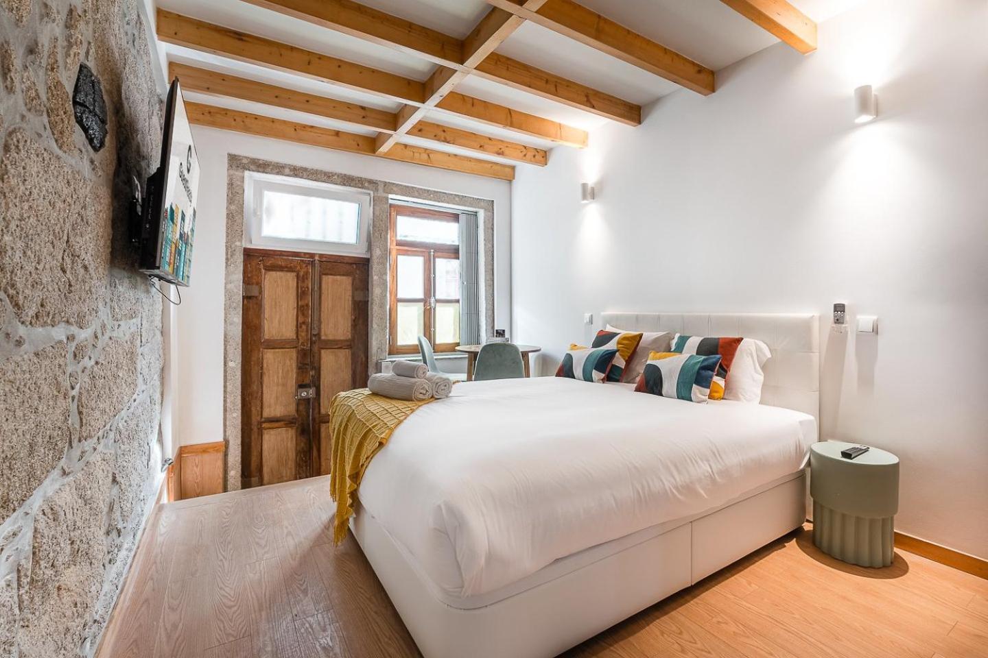 Guestready - Miragaia Stone Studios & Apartments OOporto Exteriör bild